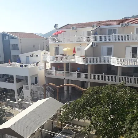 Apartmani Marina Ποντγορίτσα