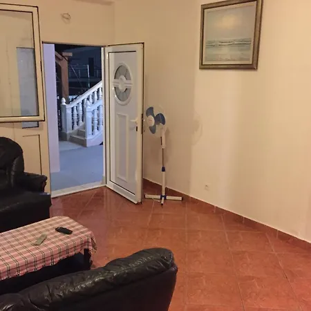 Apartmani Marina Διαμέρισμα Ποντγορίτσα